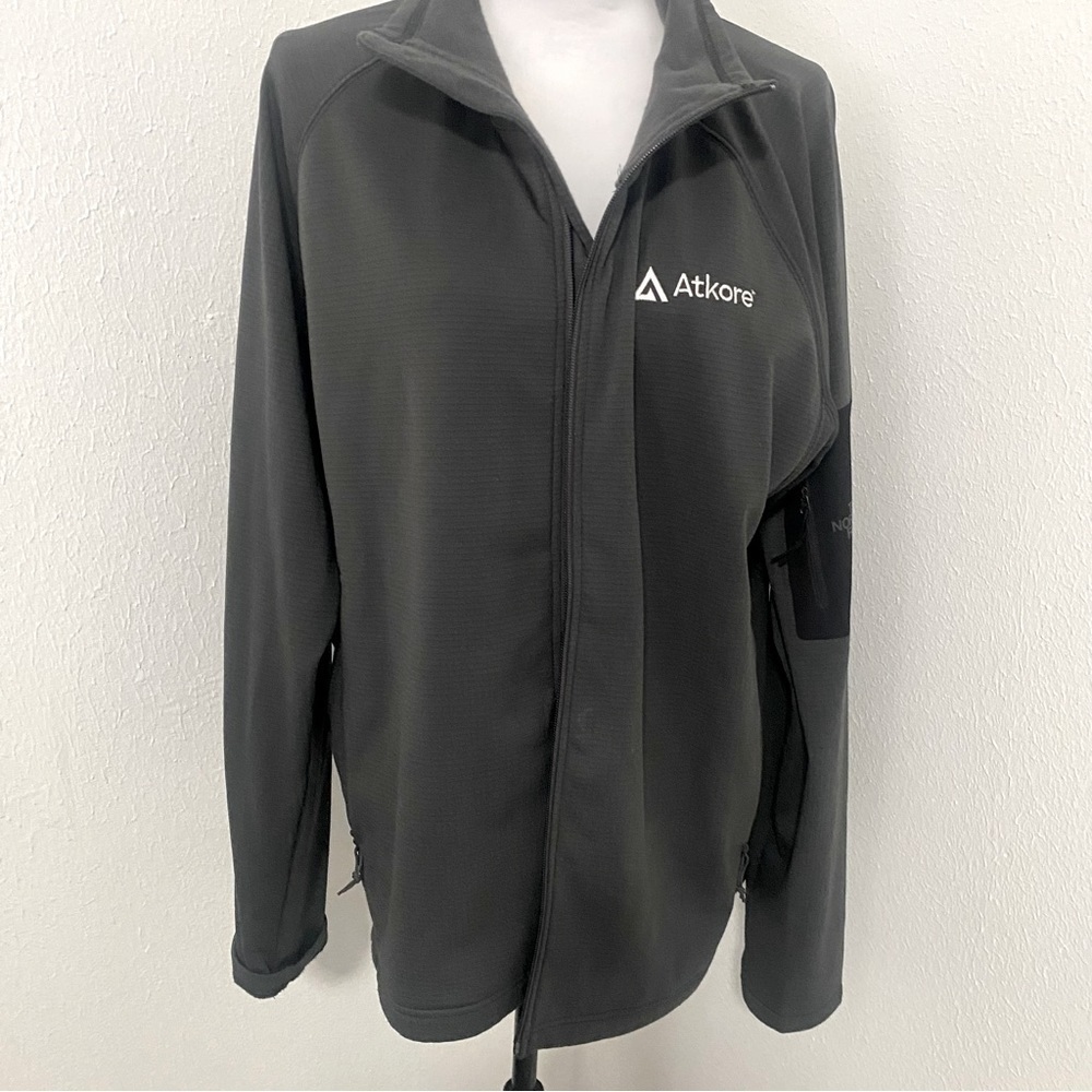 The North Face Men’s Jacket with Company Logo Atkore Size XL Excellent Condition
